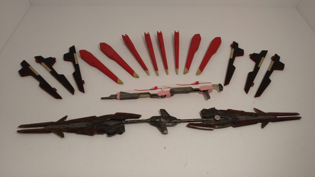 武装です!サイコミュ兵装が多くなりました。ライフル系は両武装とも連結できます。