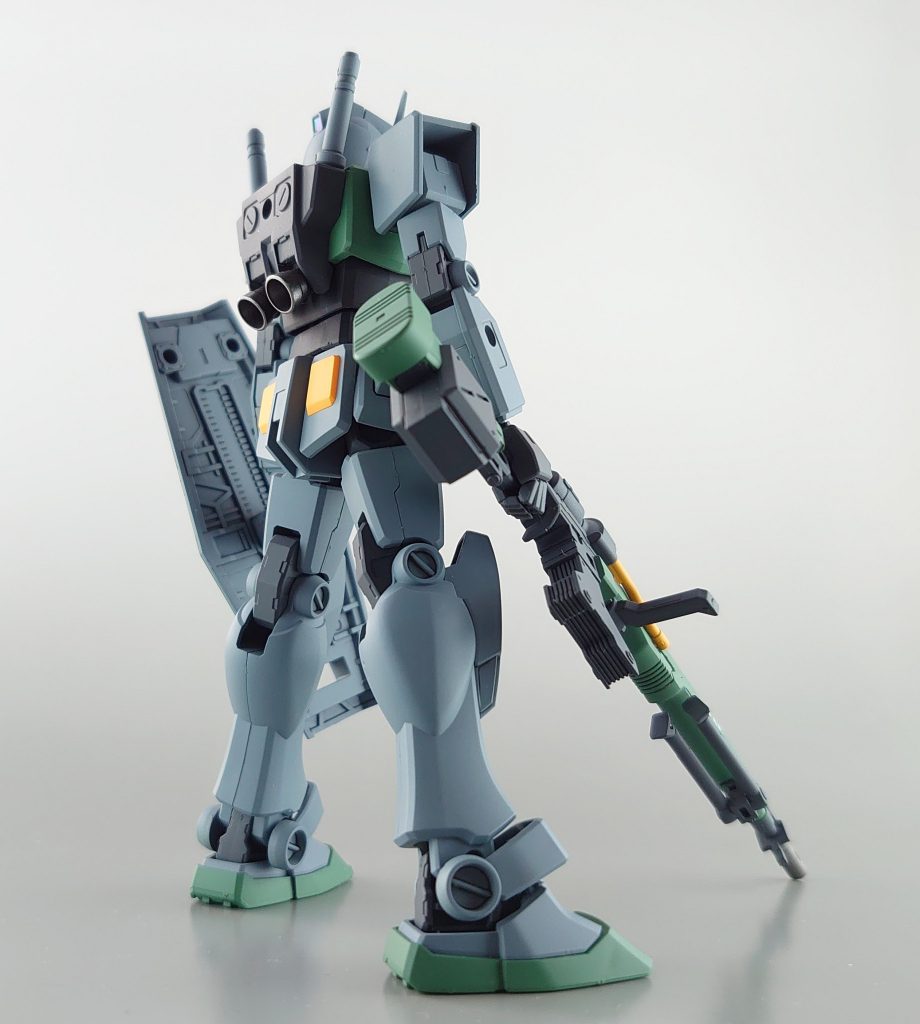 バーニアだけは切り取って、アフターパーツに交換しています。