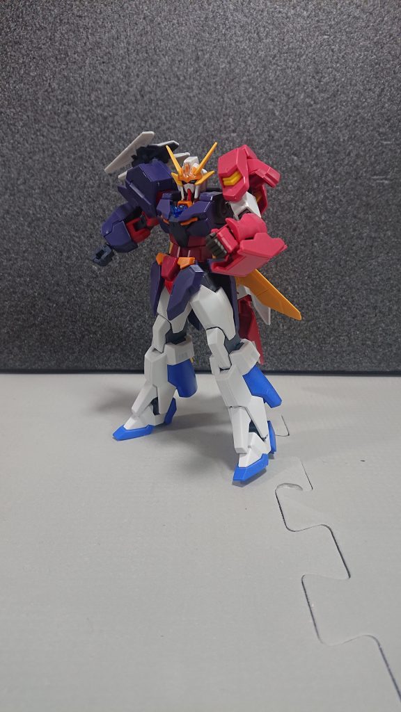 頭アリオス胸腕ユーラヴェン フラウロス足 AGE FX格闘大好きアリヴロスFXとは俺のことだ!