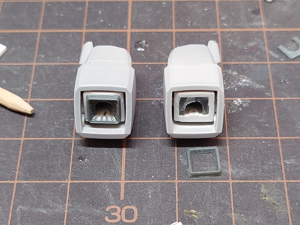 チャレンジ工作として今回手首のポリキャップ隠しをやってみました