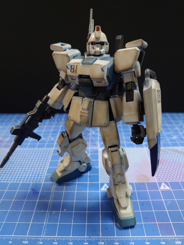 最初につくったのがEz8。全塗装からの初めてのウェザリング。