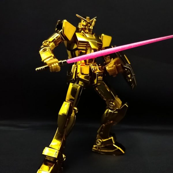 HGUCリバイヴガンダム【ゴールドメッキver】