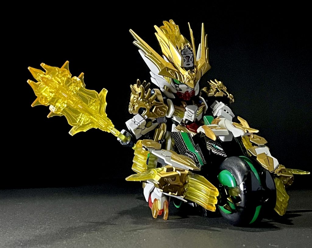 ライド・オン！ところで、アクリジョンのタイヤブラックを水性ホビーのブラックの上に筆塗りしたらクラックしたんですけど、ベースカラーじゃないのになんで？？多分、つや消し色を筆で厚塗りしたせいだな……まあ、タイヤなんで多少表面が荒れててもオーケーってことで。使い古しのレース用タイヤみたいな質感になったね。