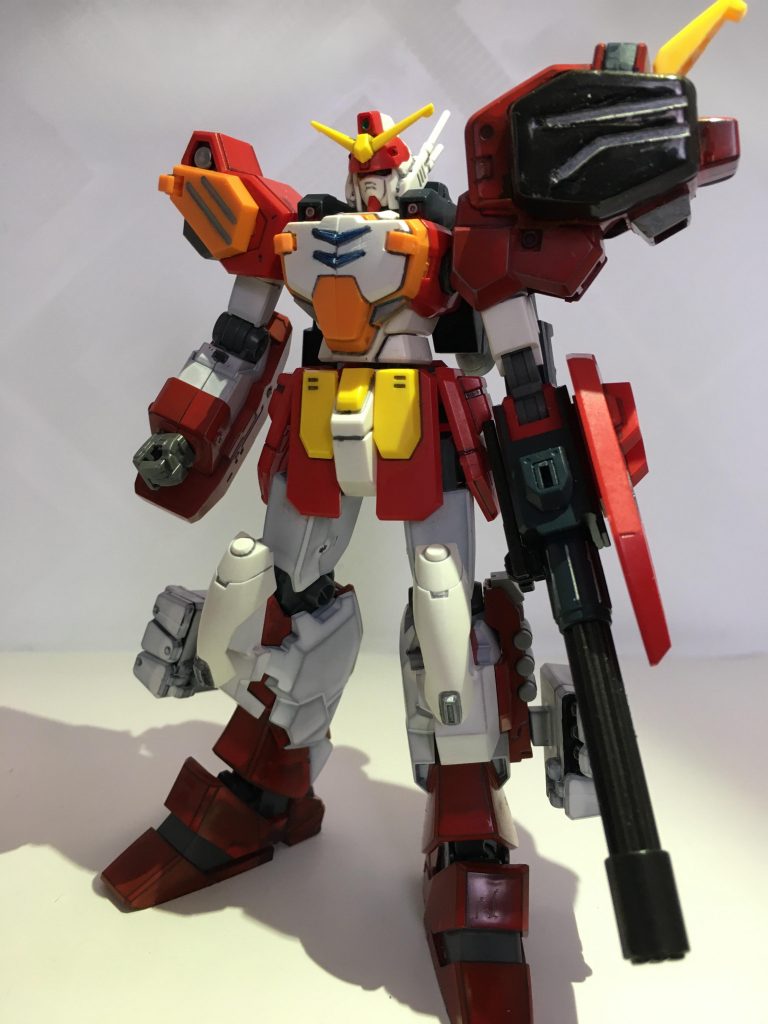 ノーマル状態　キャノンは磁石でバックパックに取り付けてあるため着脱可能。