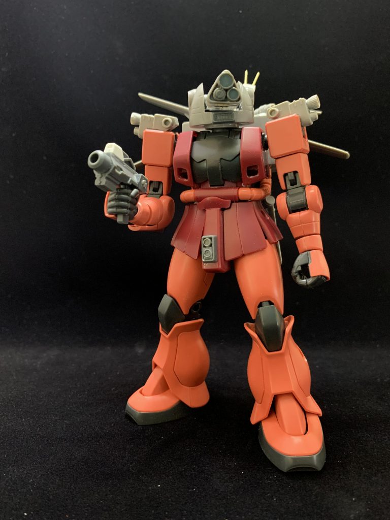 制作工程の御紹介です。塗装前状態ザクフリッパーといえば、その頭部から某ロボットアニメの機体に類似していることを挙げてむせる人が続出しますが、今回は更にそっち側に寄せたザクフリッパーに仕上げましたw