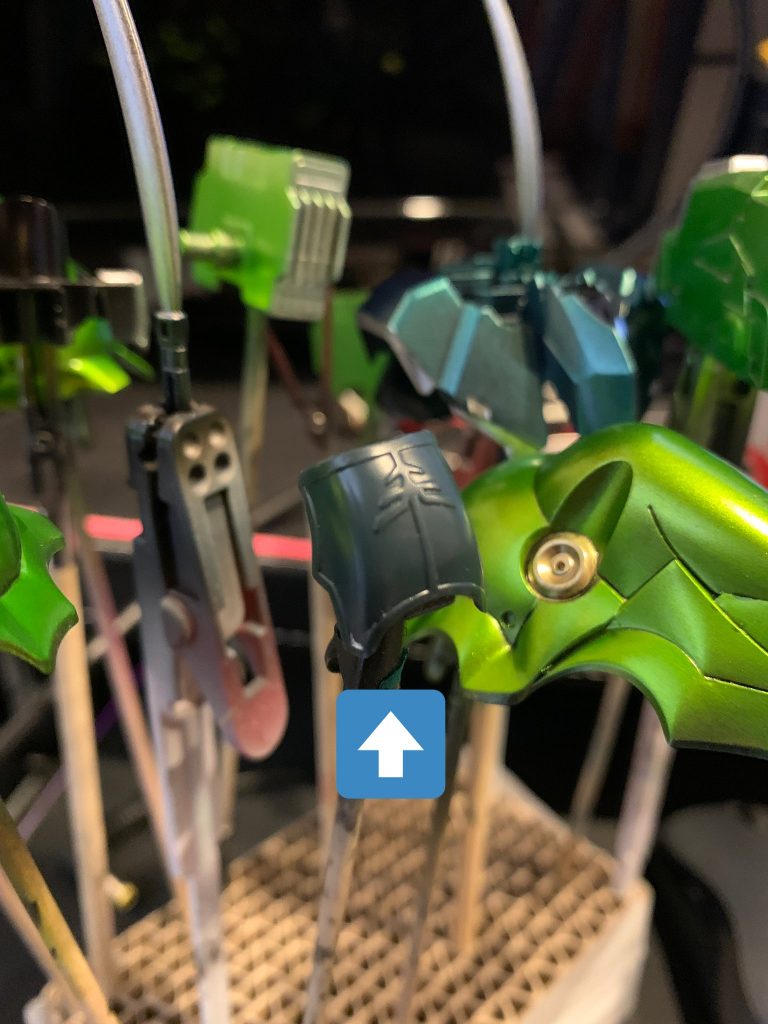 エナメルの上からアクリジョンのマジックリン落としを試して、結局NGだったときの写真