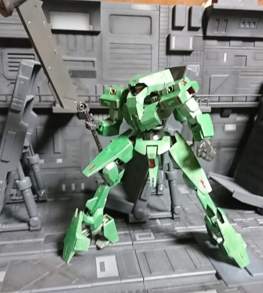 ユーゴー（地球圏仕様）–2枚目/制作者：アレス