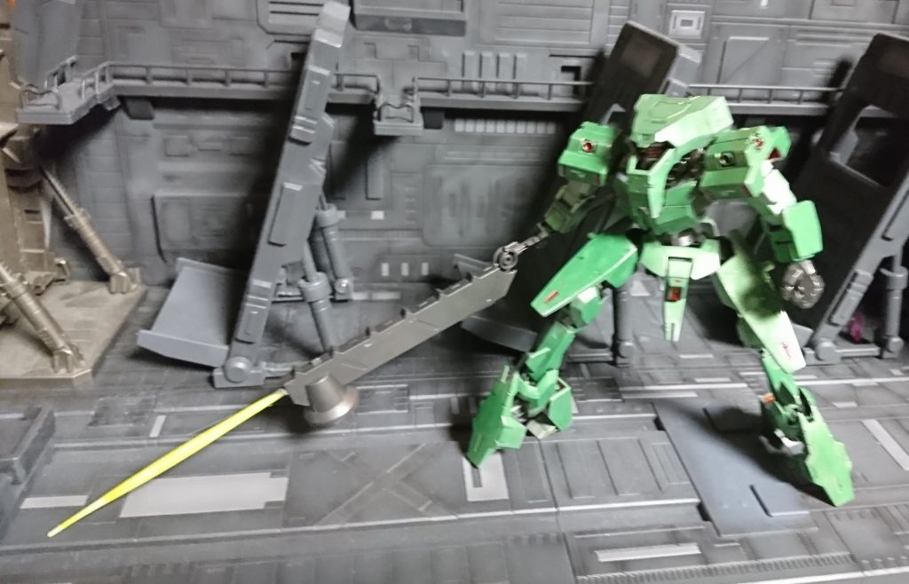 ユーゴー（地球圏仕様）–3枚目/制作者：アレス