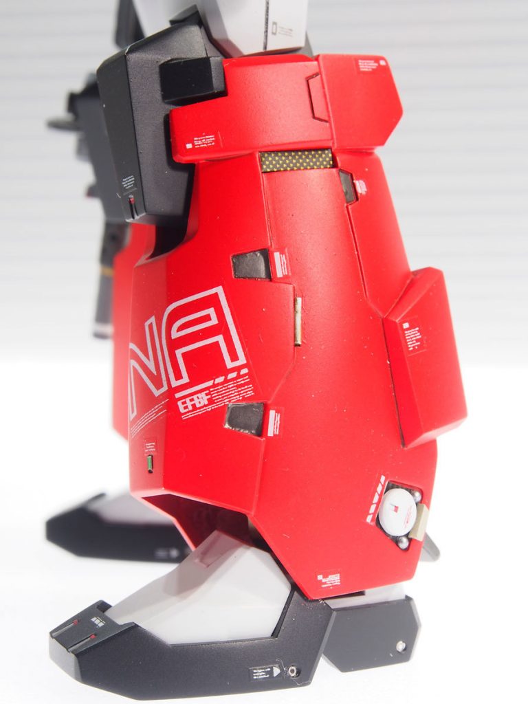 脚はサーペントカスタムから流用。各部のデカールはコーションも含めてほぼ自作デカールです。