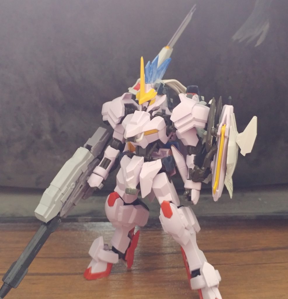 サフ前。基本的に端白星にジャンクパーツや自作したパーツ、武器などをそのまま付けています。自分の中での改造の難易度は割と低めでしたが、どういう風にまとめるかが大変でした…