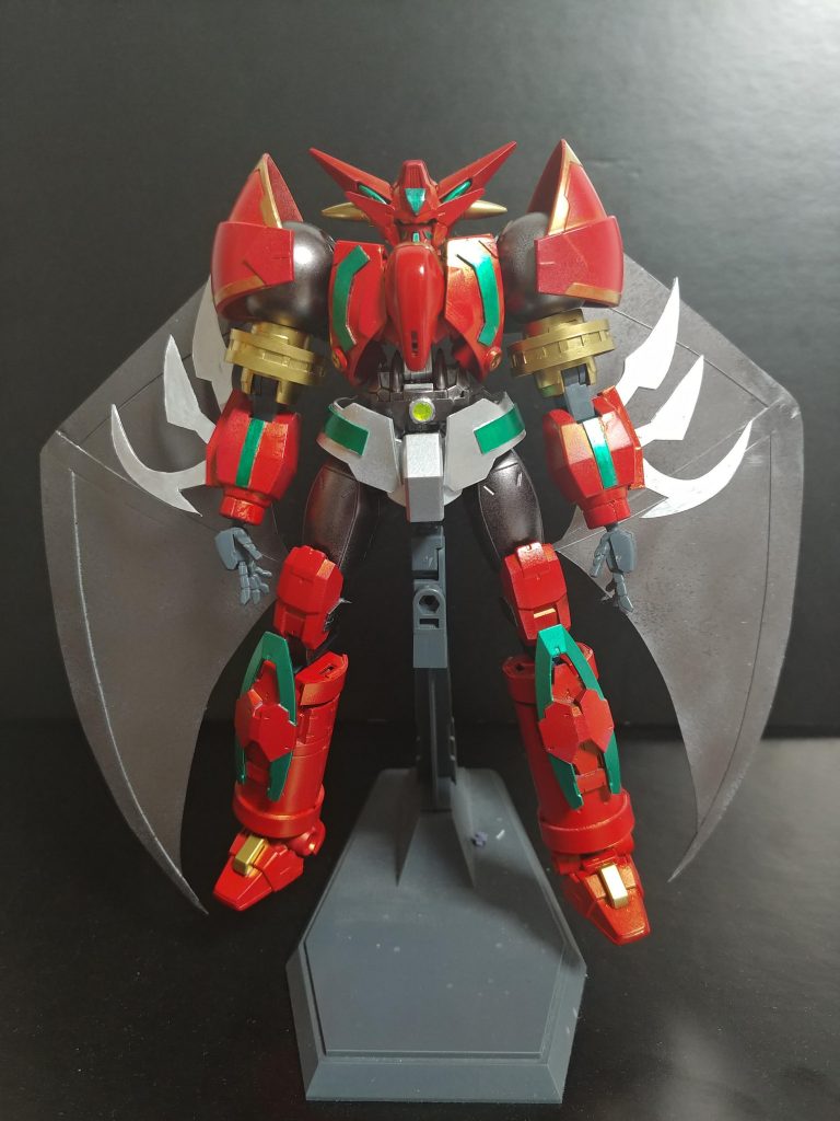 ということで、2021年最新作「sinゲッター」でした。この機体は「ガンプラかけ出し夫婦」さん主催のコンペ、ガンプラコラボ杯用に制作した機体です。多くの参加者が改造ガンダムを投稿する中、「ガンプラコラボ杯」ってタイトルなのにゲッターで突撃したアホがいるんだってよ!2021年も我が道を征こうと思います←