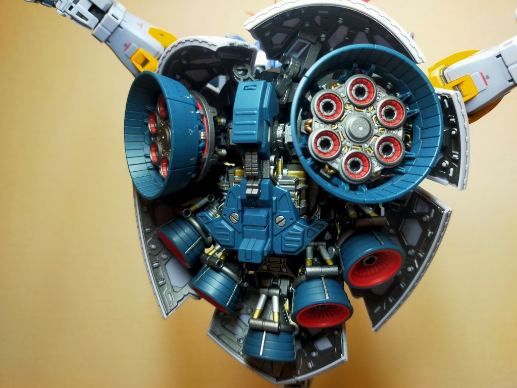 スカート裏の部分塗装頑張っと思いたい。