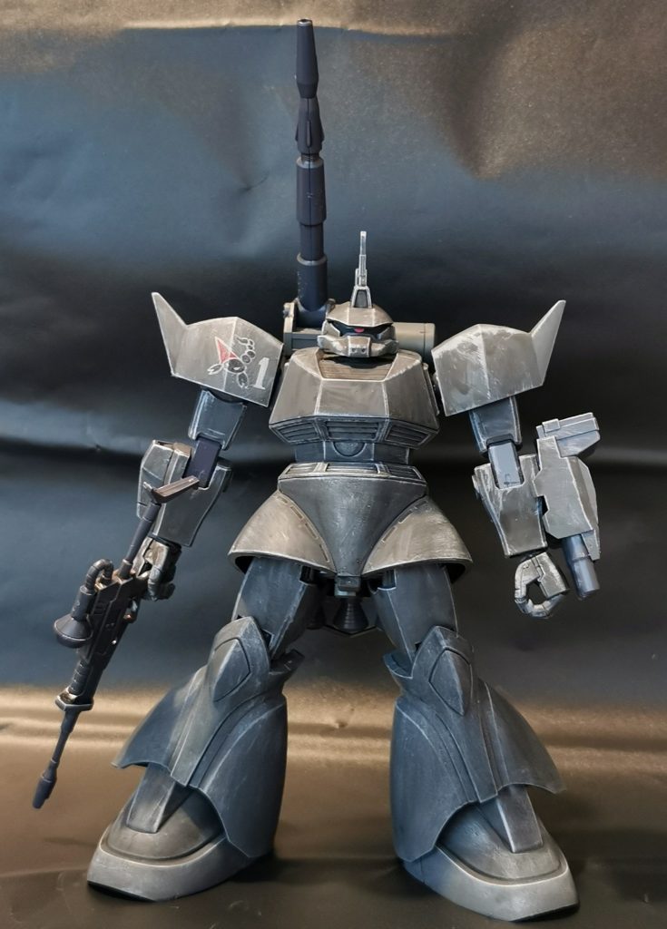 カラーイラストがなかったので作中の描写から暗いカラーで塗装しました。