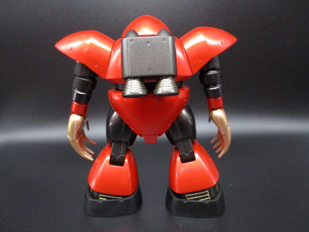 キャンディ塗装の練習ということもあってディティールの追加や、デカールは使用していませんが、やはり情報量が少なくて寂しいですねぇ。キャンディ塗装自体は概ね満足のいくところなのですが (´・ω・`) 