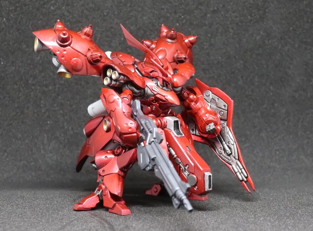 リック・ディアスに続いて、ナイチンゲールにもあまり思い入れはありませんが、これはカッコいいですね。参考にRE/100の写真を見ましたがあれは・・・カッコよくないですね。