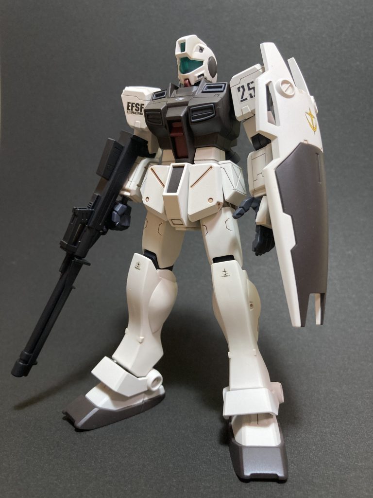 Front view: シンプルながらこのツートンカラーが渋カッコいいです!