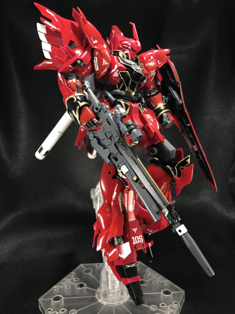 これ・・人にあげるんだよなぁ・・←いや、違う!またシナンジュを作るんだっ!俺のために!!ちなみに、自分自身のために作るシナンジュだったらこうしたいなーっという案はコレを作ってる最中に閃いたので、その時のお楽しみです^^そもそも、なんだったらRG作るのも手か?←