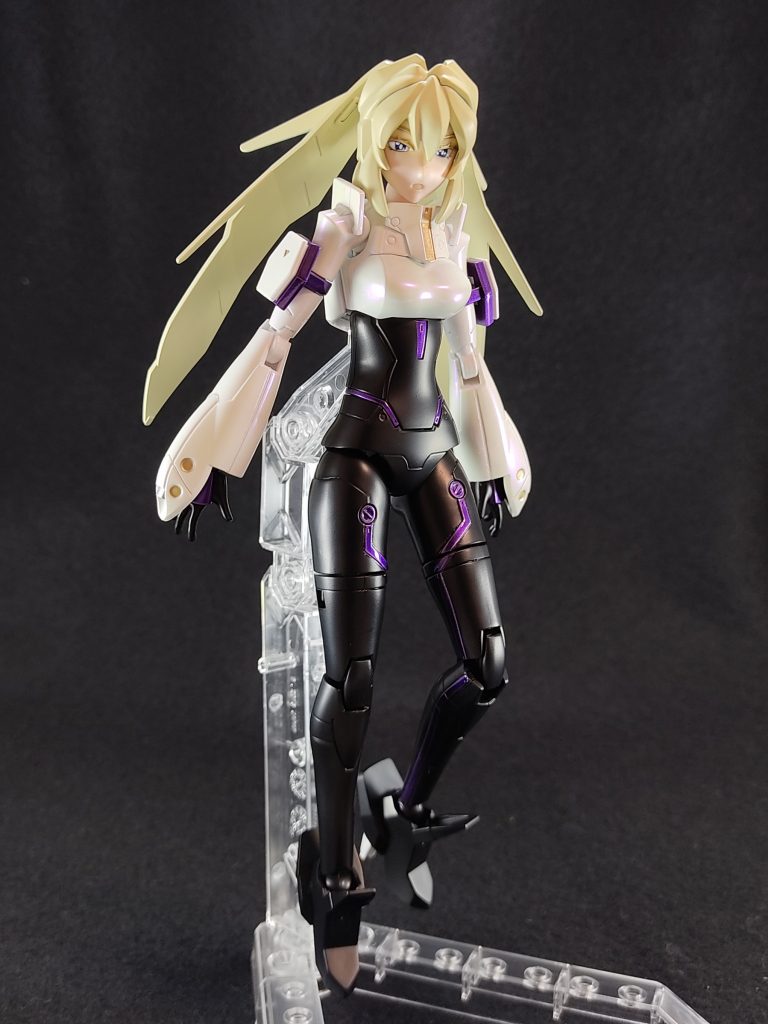 こちらはブロンドバージョンBD:Rの主人公ヒロトに気に入られるべくモトカノ?イヴに寄せたカラーにした。という設定😋