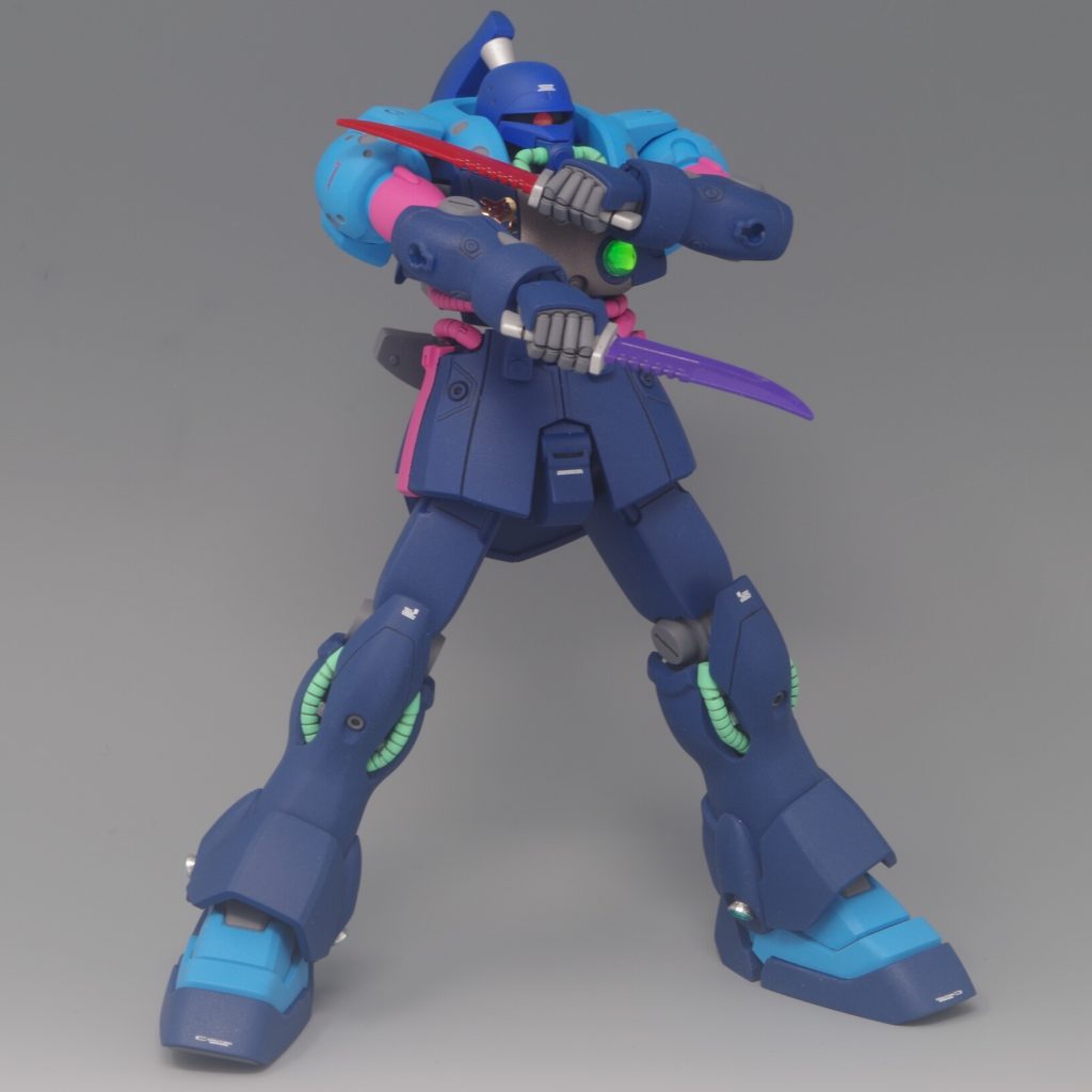 サンシャイン・ナイフ3年生(鞠莉&ダイヤ)のイメージカラーに塗装しました