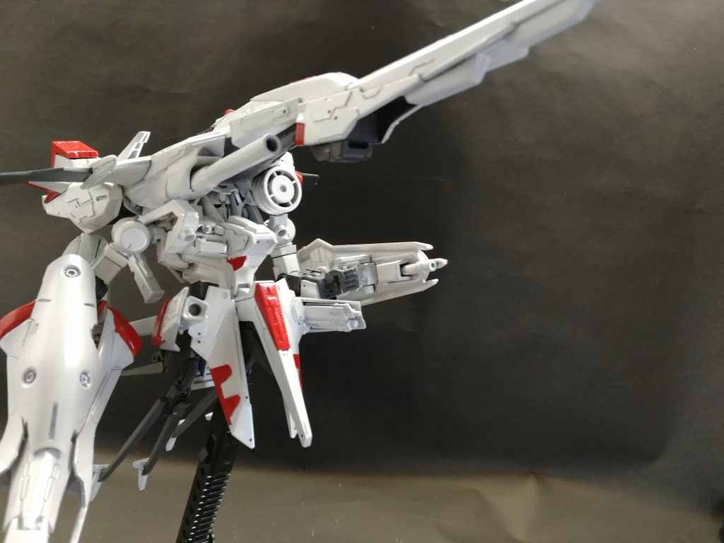 武器一杯。戦闘機部には、メガビームライフル、Iフィールド発生機、サイドスカートにはグレネードとビームマシンガン