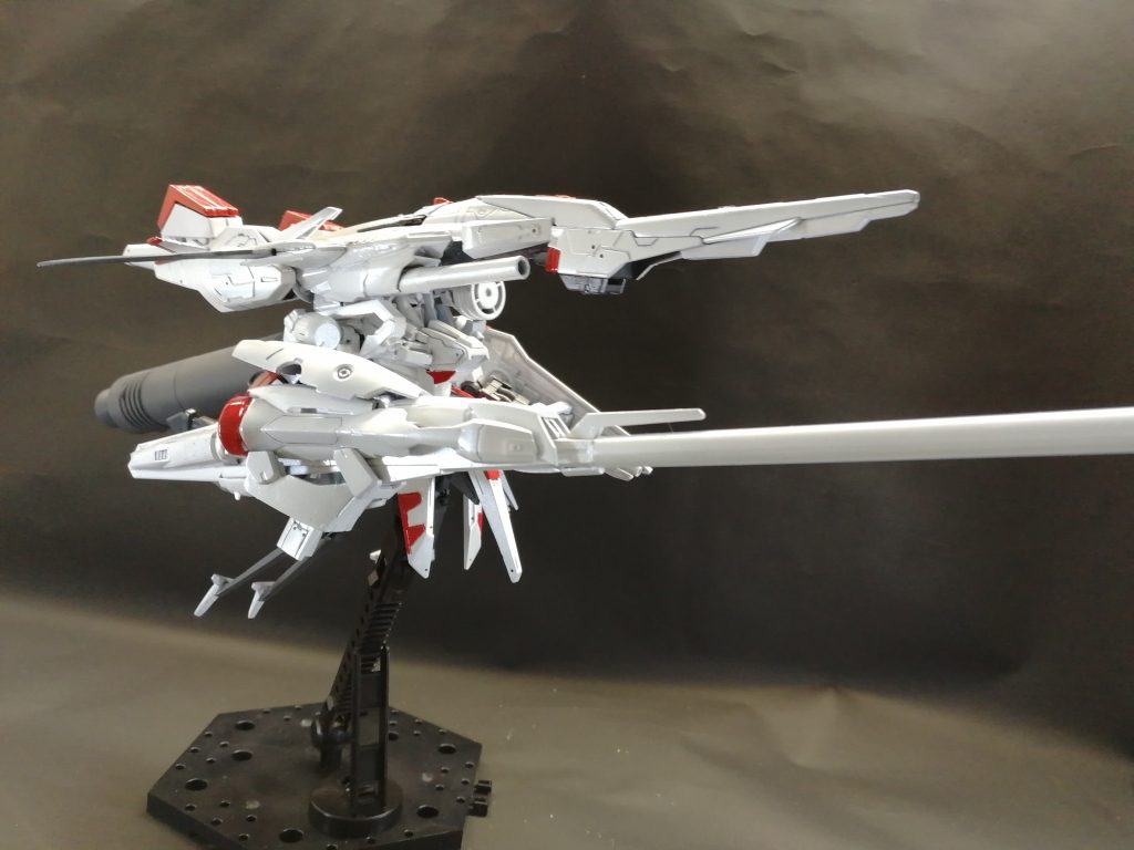 戦艦すら一撃で沈めるバスターランチャー