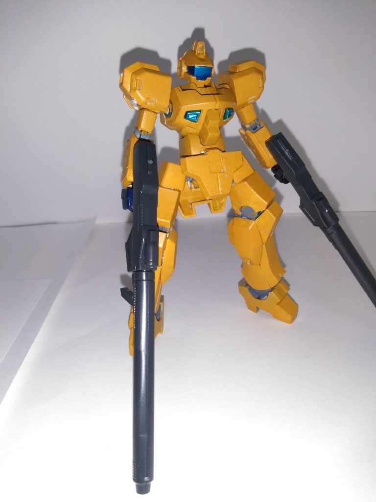 正面頭部をリバーシブルについてた余剰パーツ、武装はとりあえずケンプファーアメイジングのを付けています他はカトッシーです 