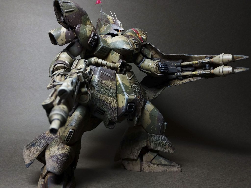 シールドのウラにシュツルムファウスト×2あります。ネオジム仕込んだので取り外し自在です。