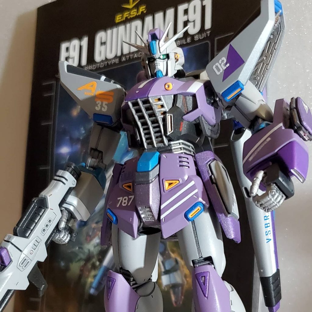 紫の坂の2期生でガンプラや飛行機好きな子にちなんだデカール