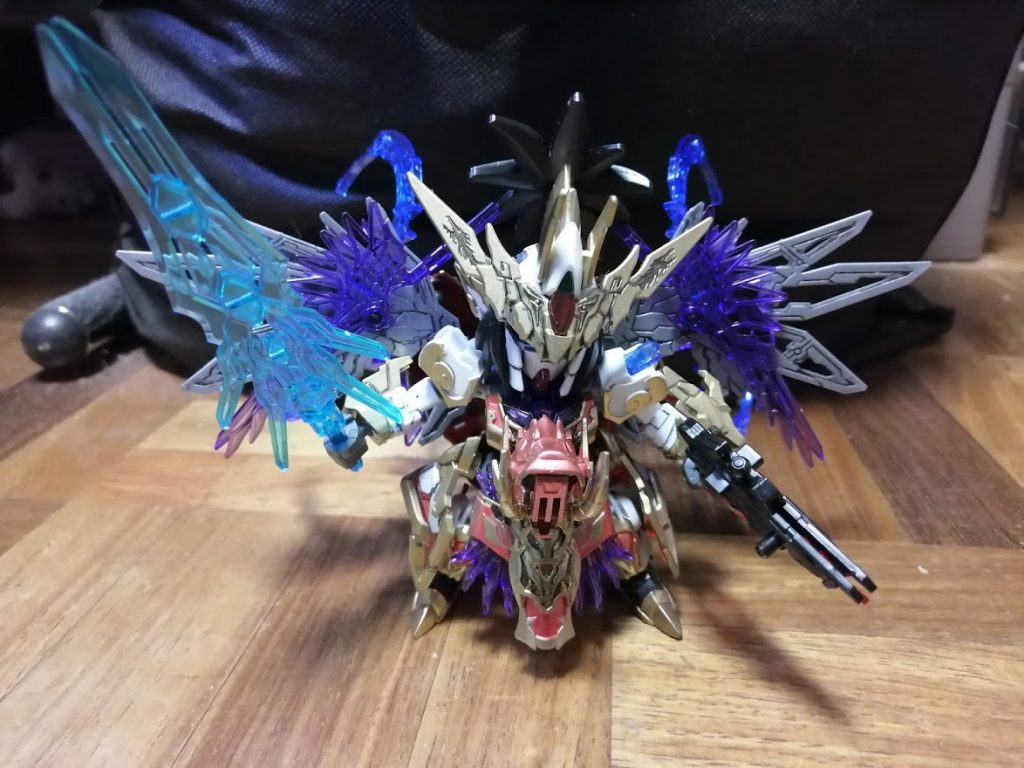 おまけ　メモリの数が違う!!とりあいずデバイスがついているパーツをまとめた機体(未完成)