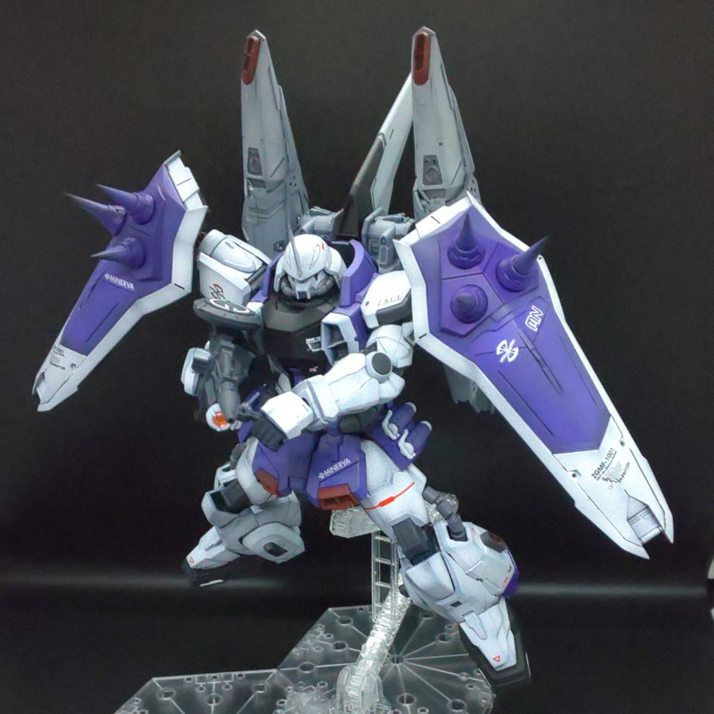 ビーム突撃銃のレンズは、Hアイズにラピーテープ貼ったやつにしてます。