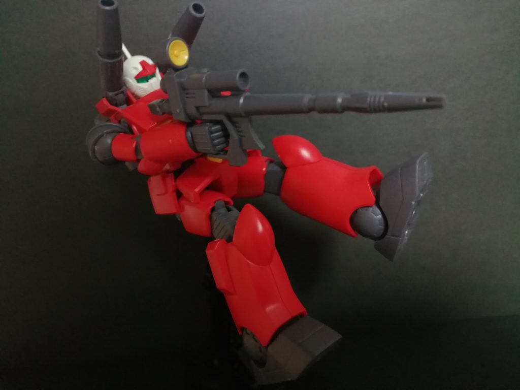 ガンキャノン斜め前の角度が一番無難かな