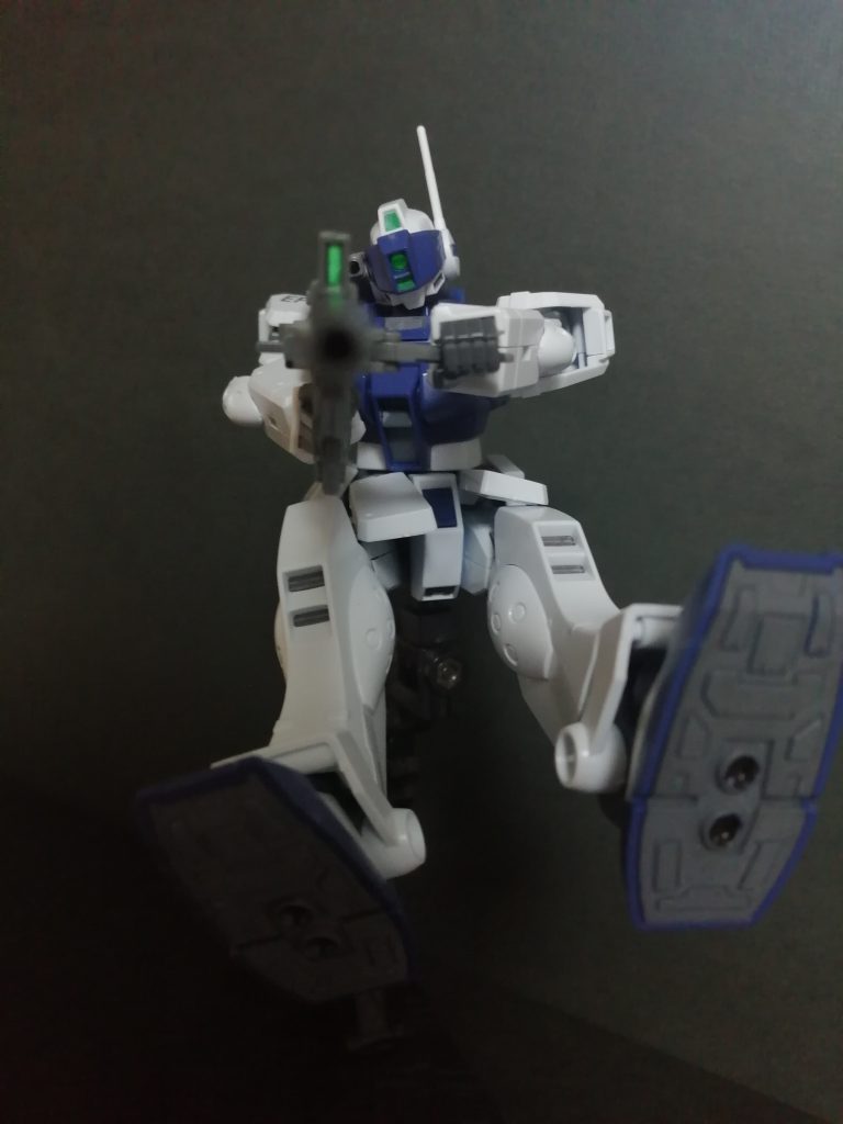 特殊なビームライフルを装備したWD砂2