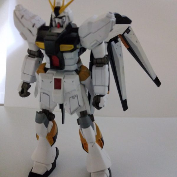 Hi-νガンダム　νガンダムカラー