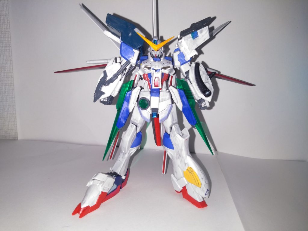 正面左右非対称スタイルです