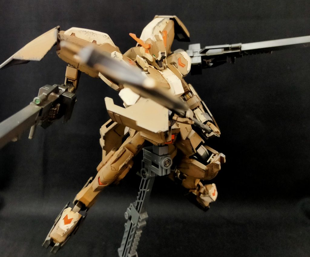 ポージング難しい。