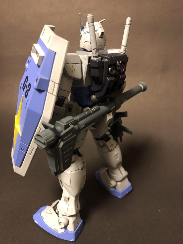 バックパックのバーニアの角度が変なことに……。