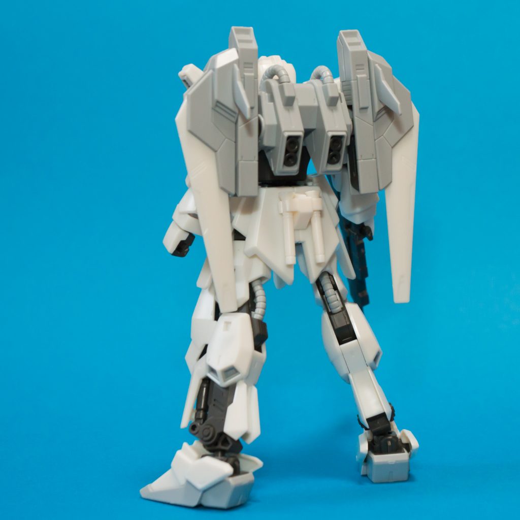 翼装着状態。スミ入れ・トップコート前