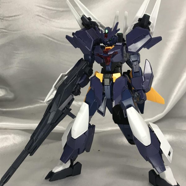 ユーラヴェン＋ティターンズコアガンダム