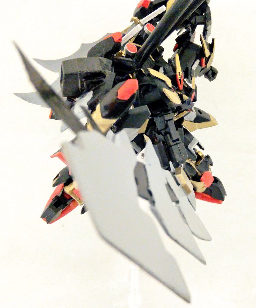 その２可動域の難はありますが、こういうポーズもいいですね 以下、制作過程です