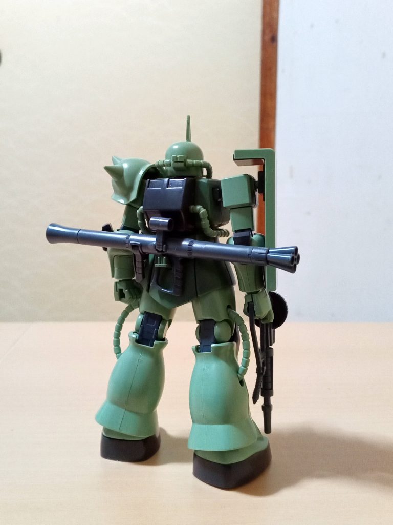 当然バズーカも装備可能。他の付属品が揃ったらもっと楽しいはず。