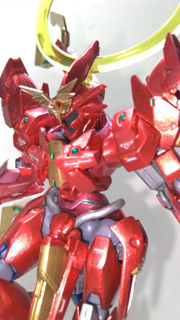 バストアップジンクスの頭部にジャンクパーツをつけて、ZOEのネフティスとインヘルトを意識しています。頭部より小型サイコ・シャードを常時展開し、戦闘に影響を及ぼす。