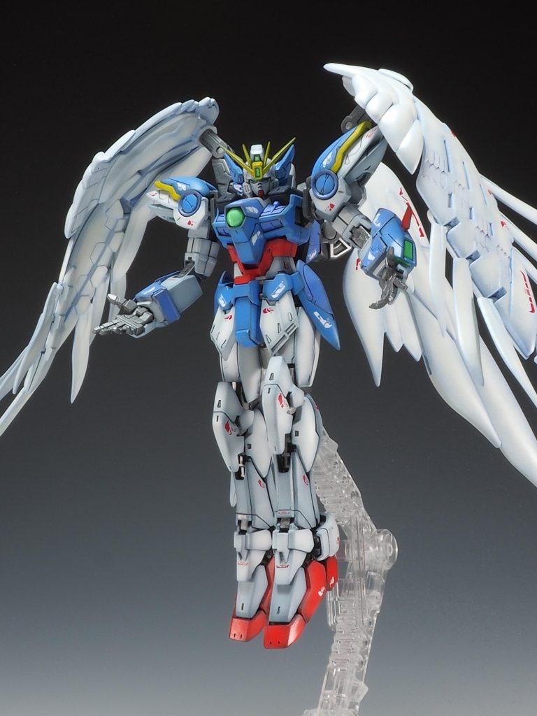 関節ねじ切りったり、パーツ失したり、塗料瓶3回もぶちまけたりトラブル続きでしたがなんとか完成して投稿することができました。かなり遅くなりましたが、2021年度初投稿です。今年もマイペースですが作品投稿していきたいと思いますのでヨロシクお願いします<(_ _)>