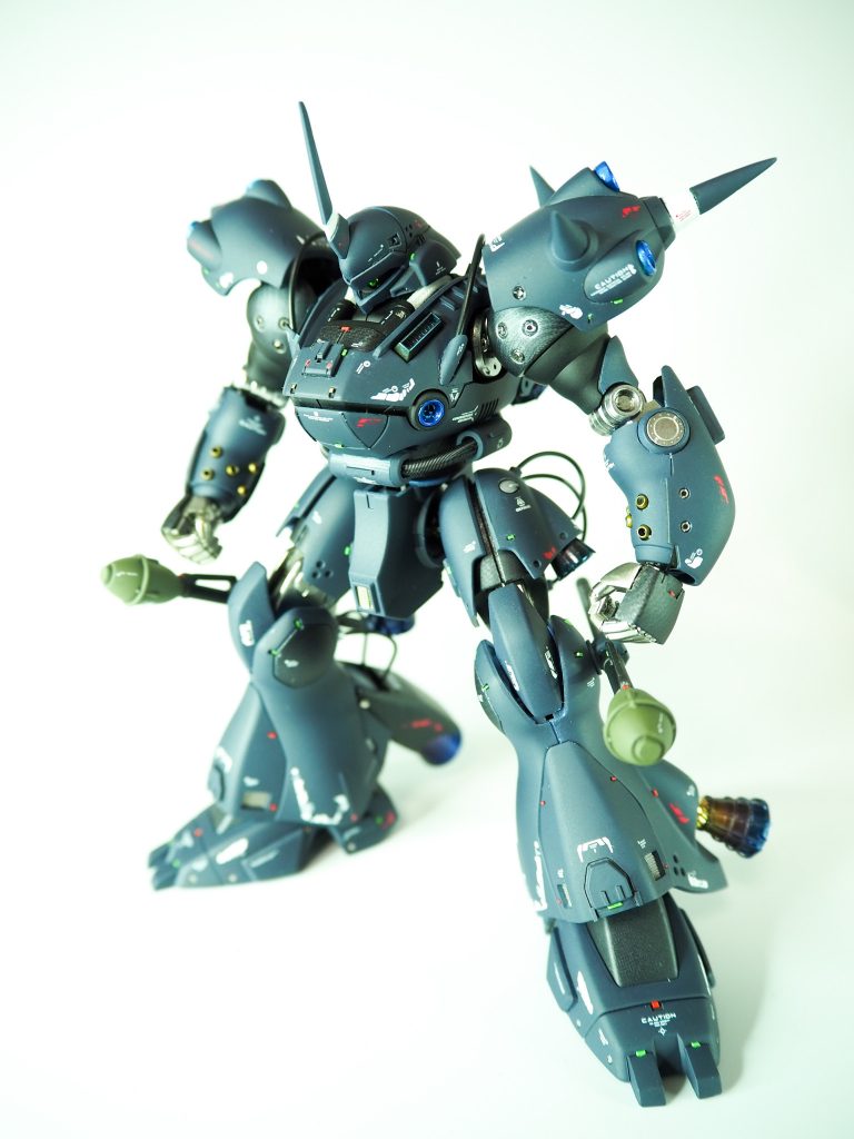 武器を外すとスマートに!