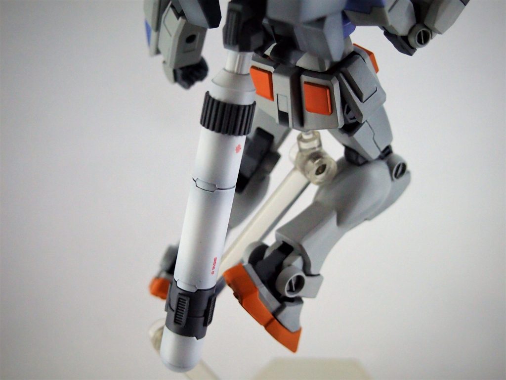 背中のタンクは、コトブキヤ製品です。