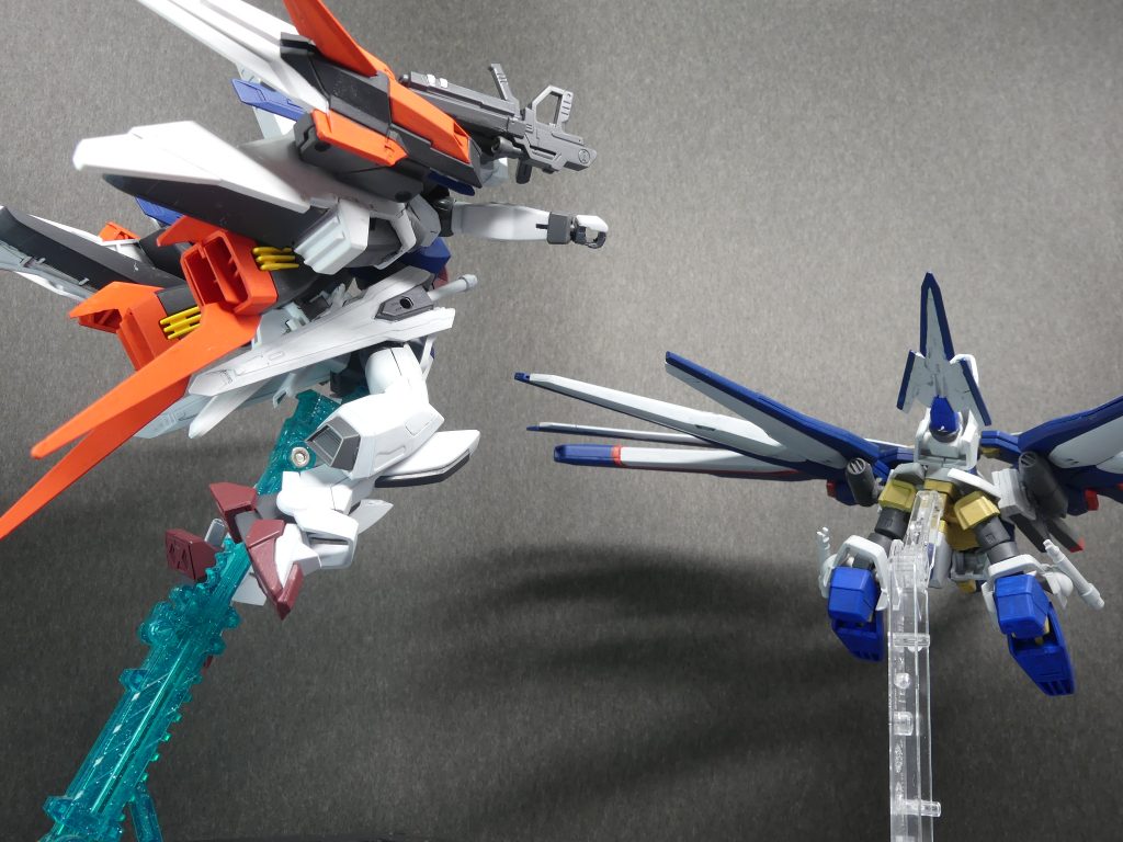 第123改「アルＶＳマサムネ」～ＧＢＮ・アルの示した座標～ー僕は、ここへ行く。行って、見つけるんだ。それを断る理由は、あっちにはなかった。ＥＬダイバーは、ＧＢＮのデータから生まれた彼らは、あっち達よりもＧＢＮの事をよく知っているし、尊重しなければならない。あっちとしても、「G-Trip」のいいネタになると思って･･･そのプランに乗った。アルの求めるものを、見つけにいくのだ。ディメンション内でのワープ･･･簡易場所移動は駄目らしい。自力で行かなければならないって･･････あれ？なんだかそれ･･･どこかで、聞いたような気が･･･その座標にいたのは、あろうことかソロダイバーだった。それと、エルドラのパーツ反応。早速回収。１パーツ･･･小さなデータにすぎないこれが、アルの事･･･呼んでたのかな。それにしては、余計なおまけが付いてきたのだけれど。