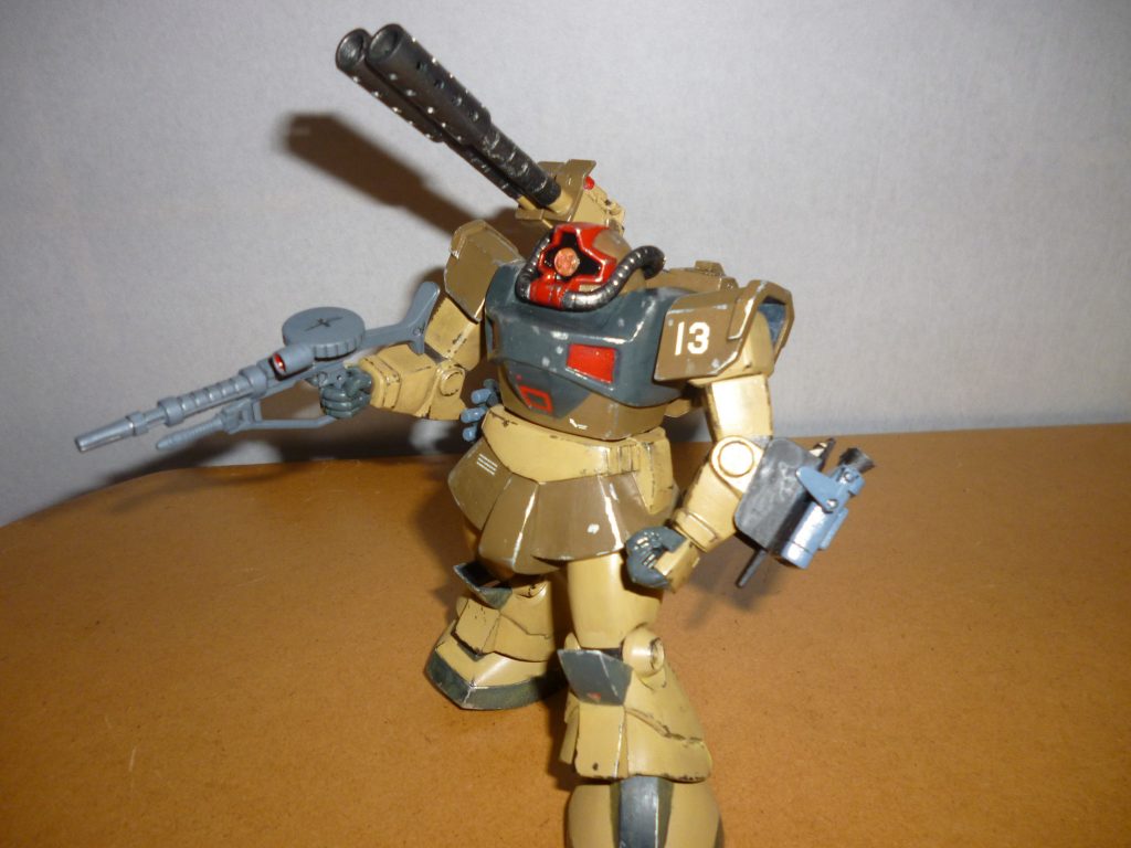 　最後までご覧いただき、ありがとうございました。　この「ドムキャノン複砲仕様」は、最初にも述べましたが、10年以上前の大学生だった頃から「いつか作ってみたい！」と考えていた機体でした。　新年一発目の投稿からずいぶんと時間が空いてしまいましたが、手間を掛けた分、大学生だった当時の自分も納得してくれるような作品にはなってくれたかな、と思います。　最後になりますが、本作品をご覧になっての感想などいただけますと幸いです。　さて、もうすぐ3月、ということは、今年の「ザクの日」が近いですね。手持ちのザクでなんとか間に合いそうなモノがひとつありますので、ご興味があれば是非またのぞきに来てください。