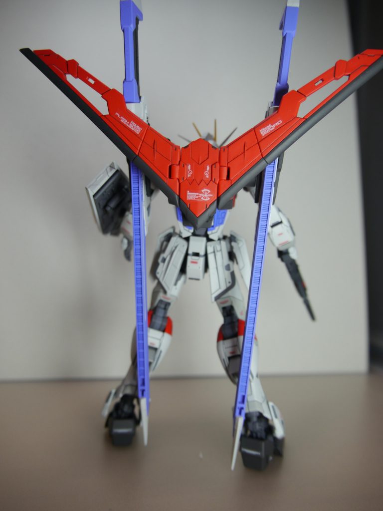 スミ入れがキレイになるように頑張って堀直ししましたパーツが柔らかいので難しかったです