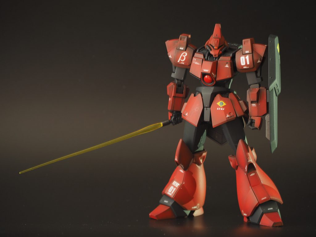 背も高く細身なスタイリング。ちょっと騎士っぽいイメージ。そういえばSD外伝でもナイトだったような。