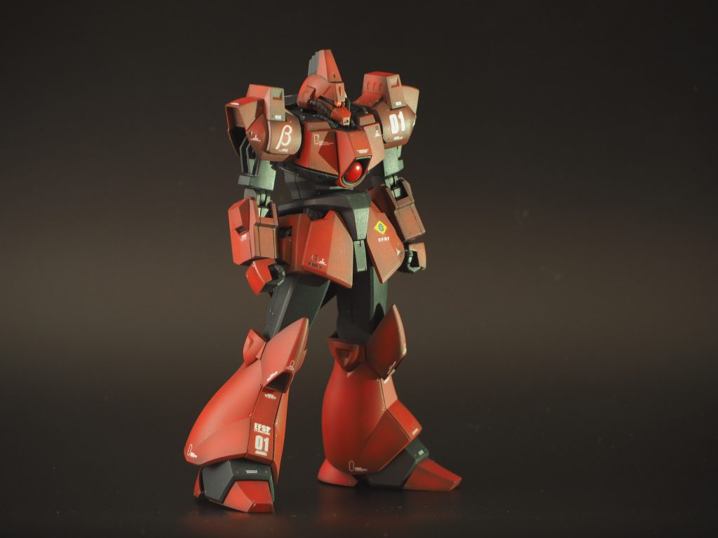 ところで、劇中でライラがティターンズのパイロットスーツ着ちゃってるのはなんでなんだろ・・・。