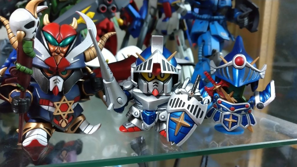 ナイトガンダムと、フルアーマーの鎧一式で飾ることにしました。